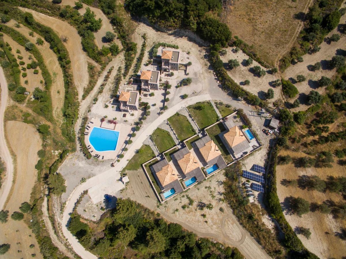 Villa Salakos Villas *