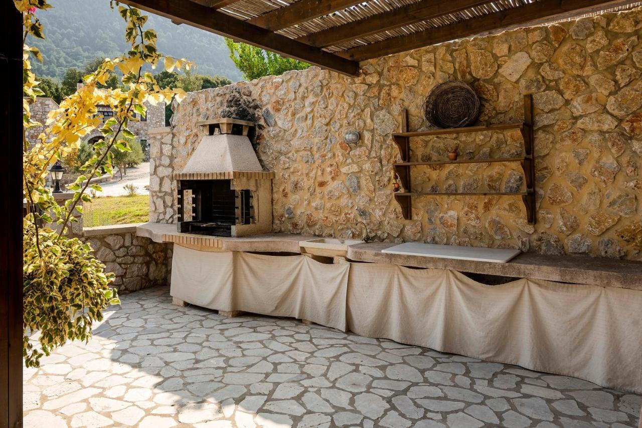 Villa Salakos Villas *