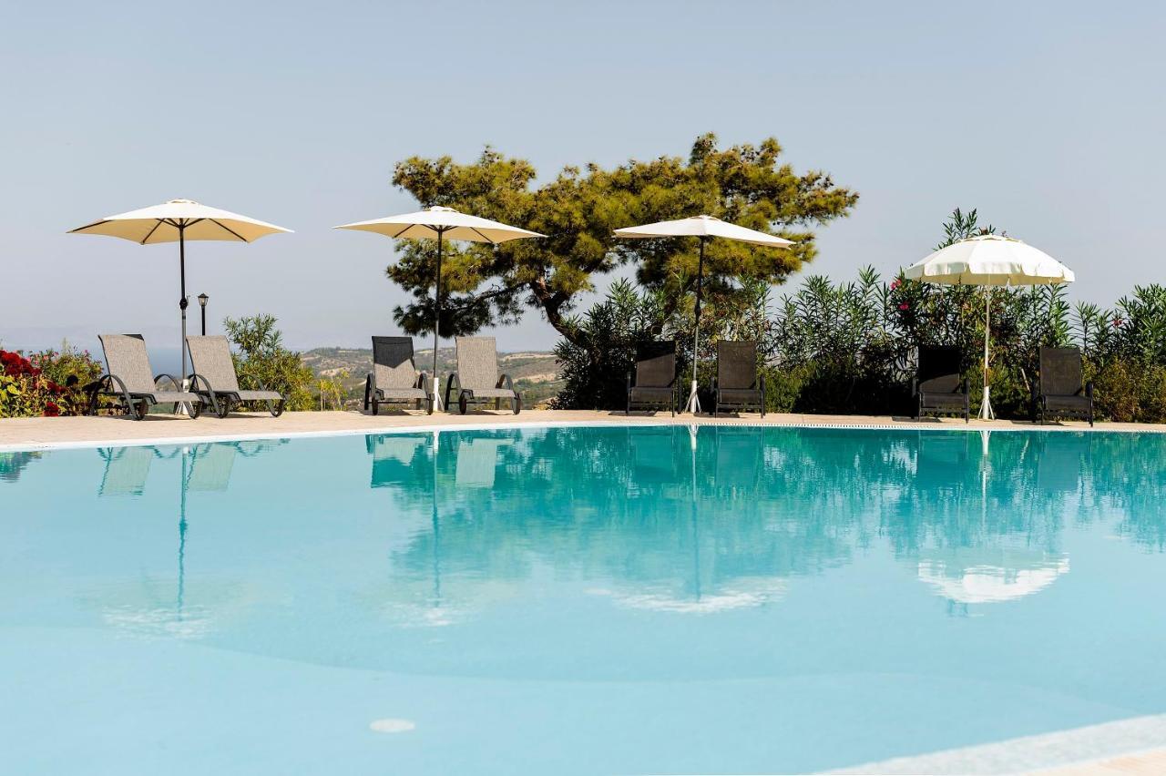 Villa Salakos Villas